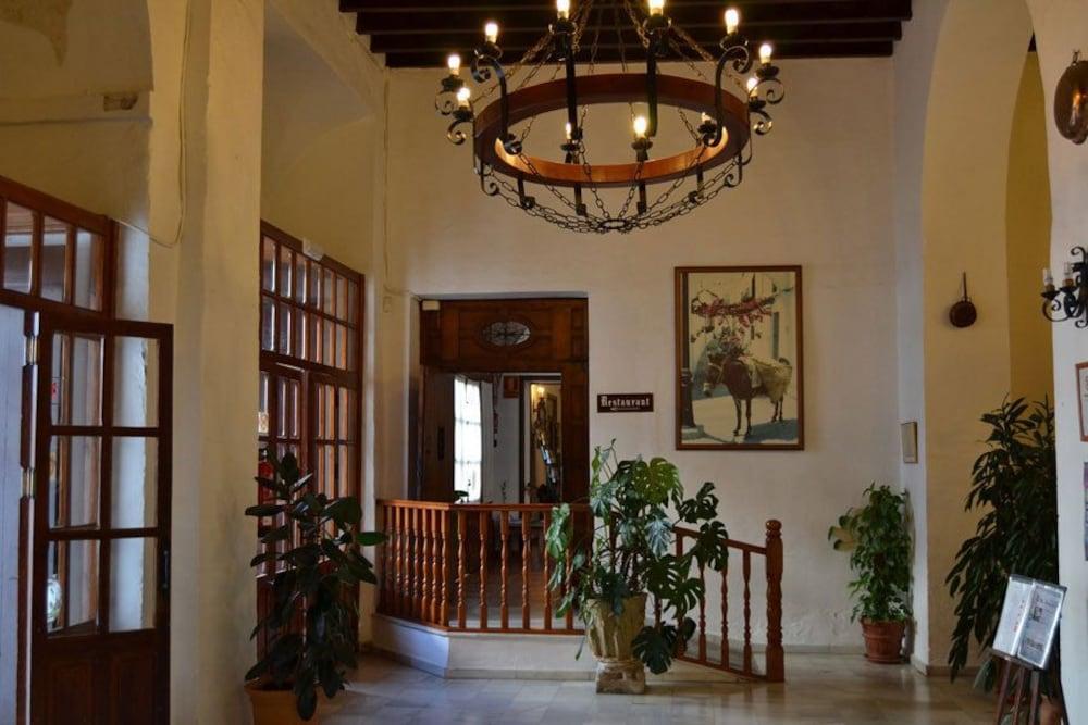 וחר דה לה פרונטרה Hotel Tugasa Convento San Francisco מראה חיצוני תמונה