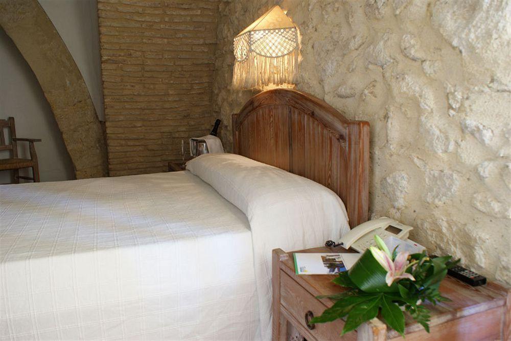 וחר דה לה פרונטרה Hotel Tugasa Convento San Francisco מראה חיצוני תמונה